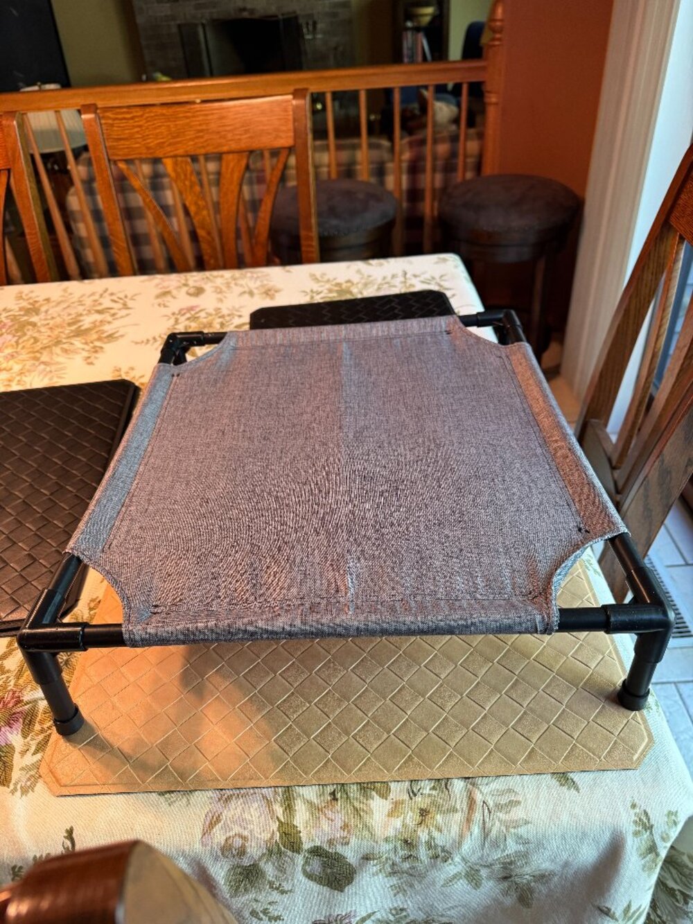Premium Elevated Cooling Dog Bed – Breathable Raised Mesh Pet Cot Grey Small